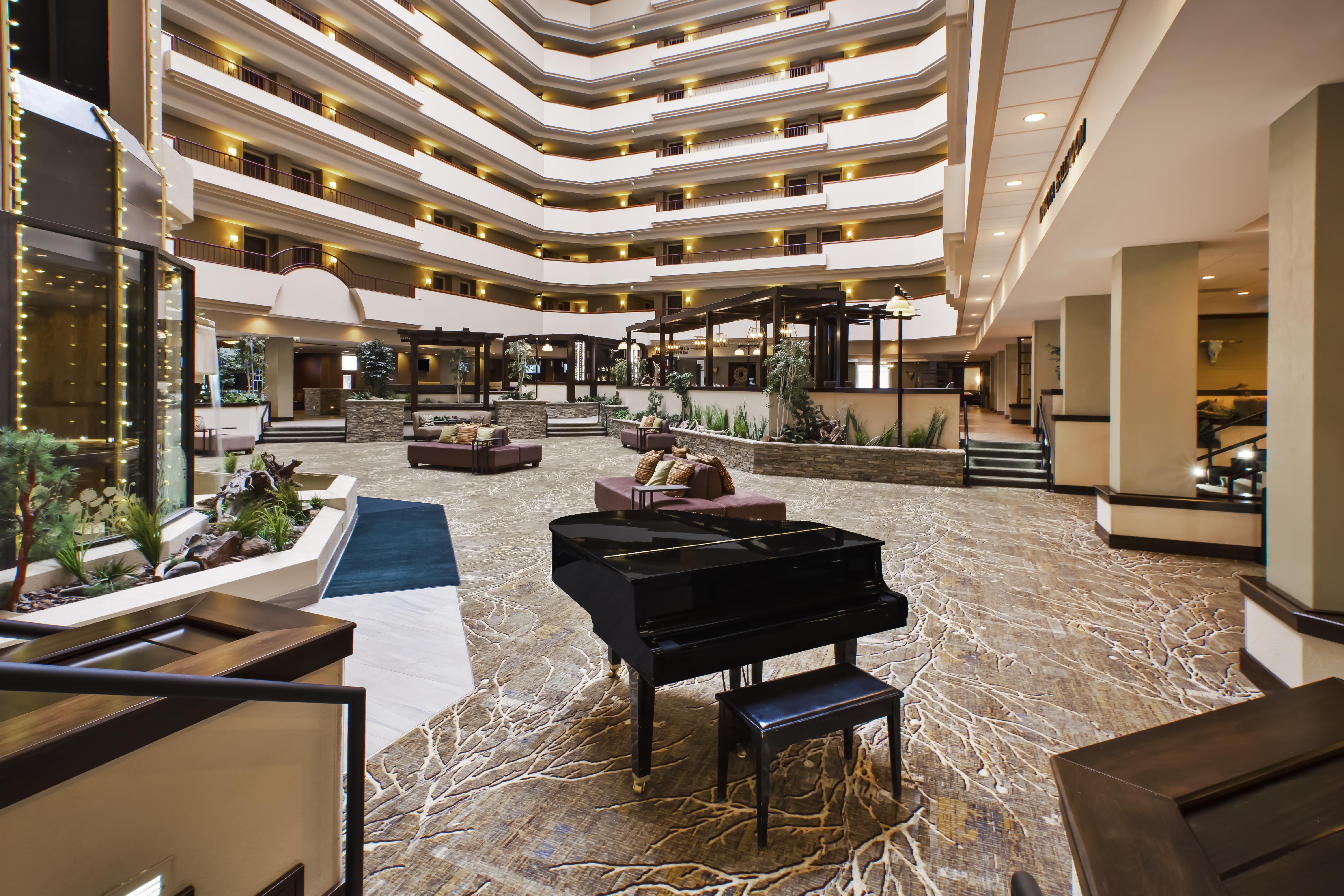 Doubletree By Hilton Rapid City Downtown Convention Center Kültér fotó